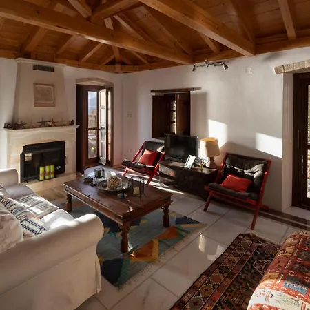 Villa Victoria's House In Castle Monemvasia