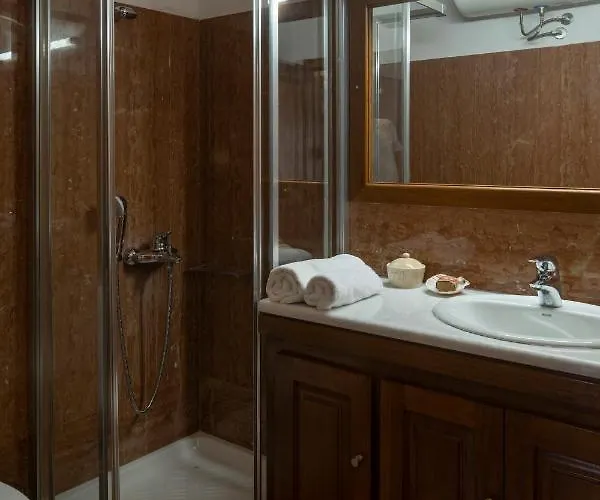 Victoria's House In Castle Monemvasia