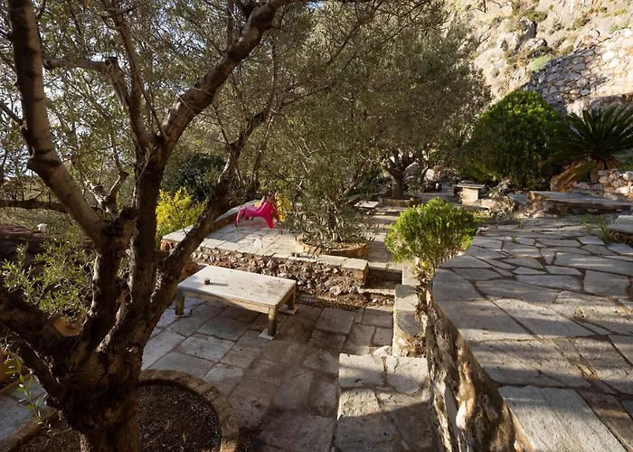 Victoria's House In Castle * Monemvasia