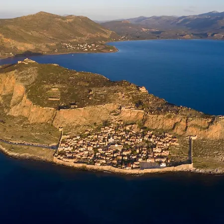 Victoria's House In Castle Villa *