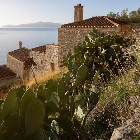 Victoria's House In Castle Villa *