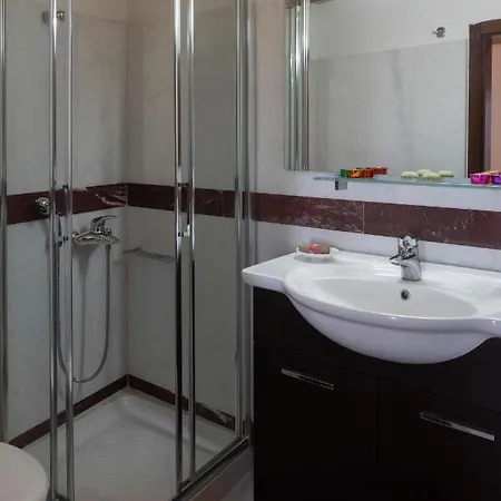 Willa Victoria's House In Castle Monemvasía